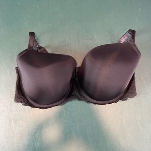 BNWOT plus size black underwire lace bra size 42DDD by Torrid